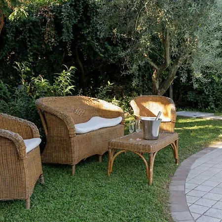 Vk - Bob Hytte Sirmione